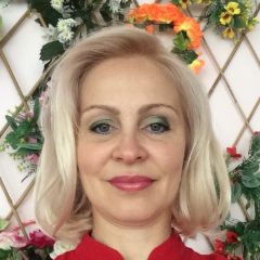 Селезнева Елена